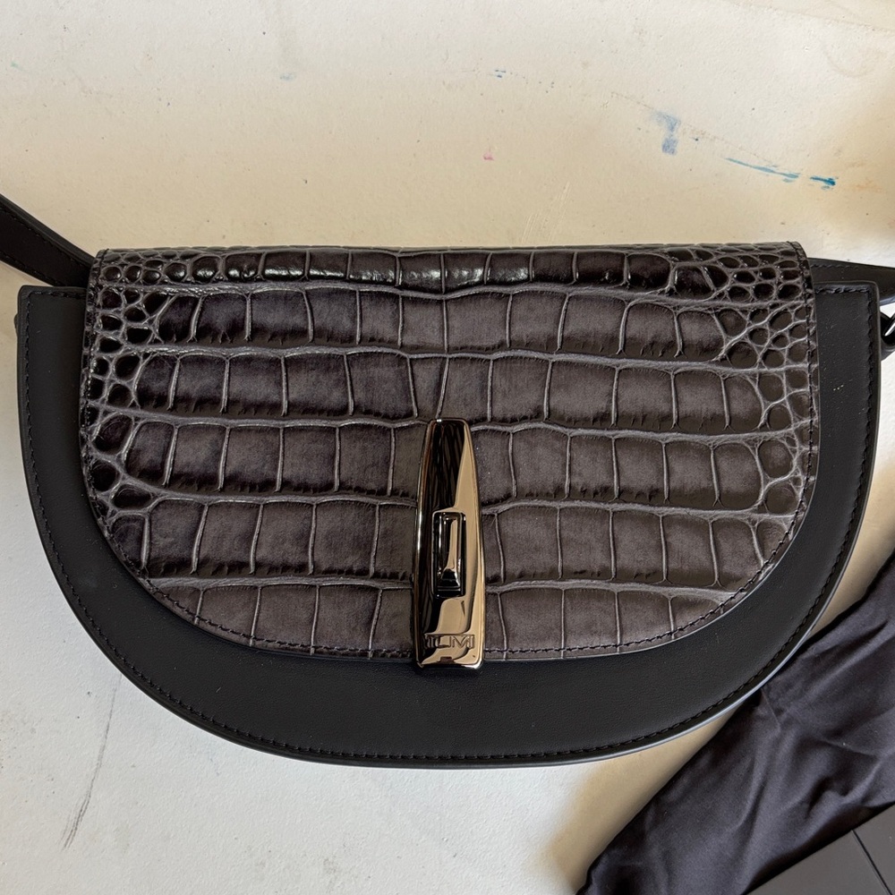 TUMI Wilna crossbody- Gray Croc-Embossed Half-Moon Shoulder Bag - Unbranded